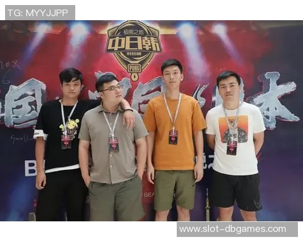 电竞新闻独家解析FPX战队心理素质对比及其对比赛表现的影响分析